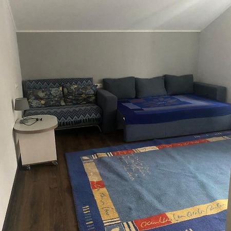 Guest House Olzhycha 45 Б Kiev Ngoại thất bức ảnh