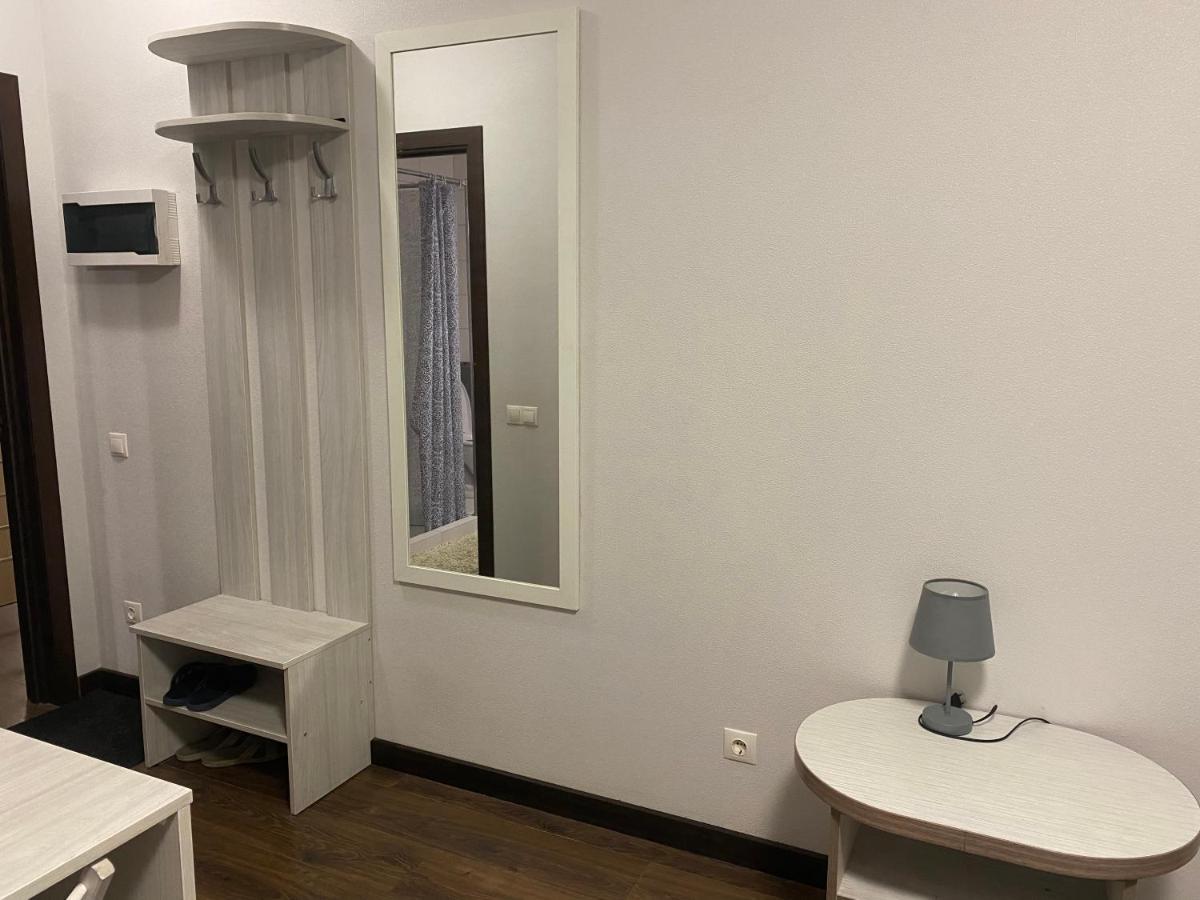 Guest House Olzhycha 45 Б Kiev Ngoại thất bức ảnh